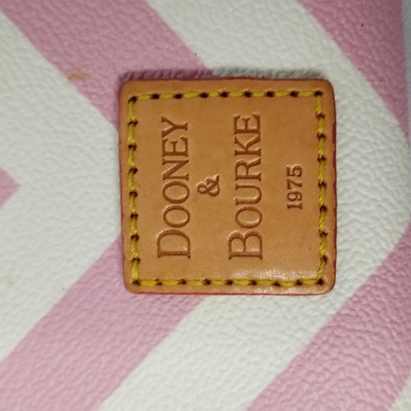 DOONEY & BOURKE PINK & WHITE WRISTLET ZIP TOP - Picture 8 of 8